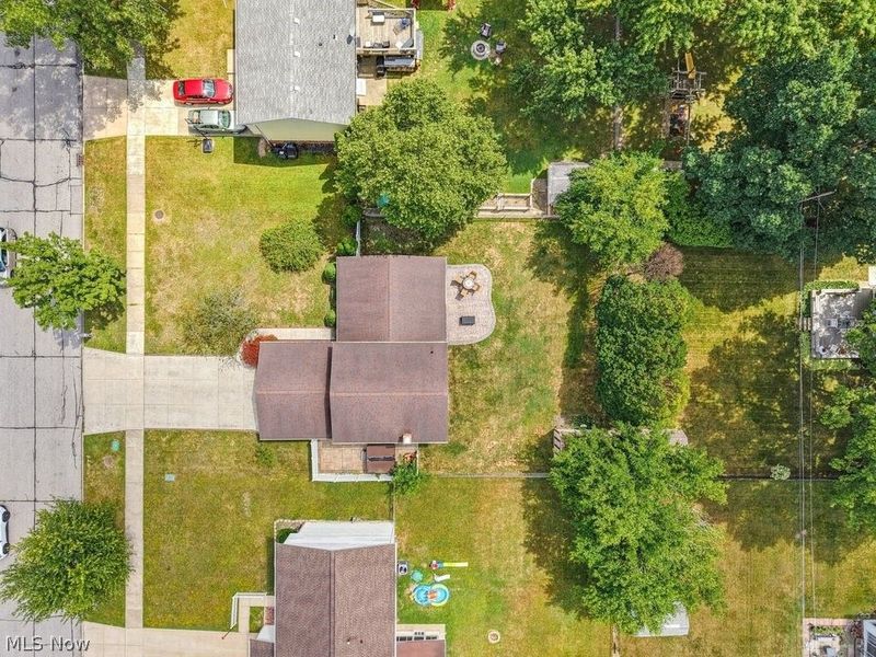 7875 Newcomb Drive , Parma, OH 44129 Photo 38