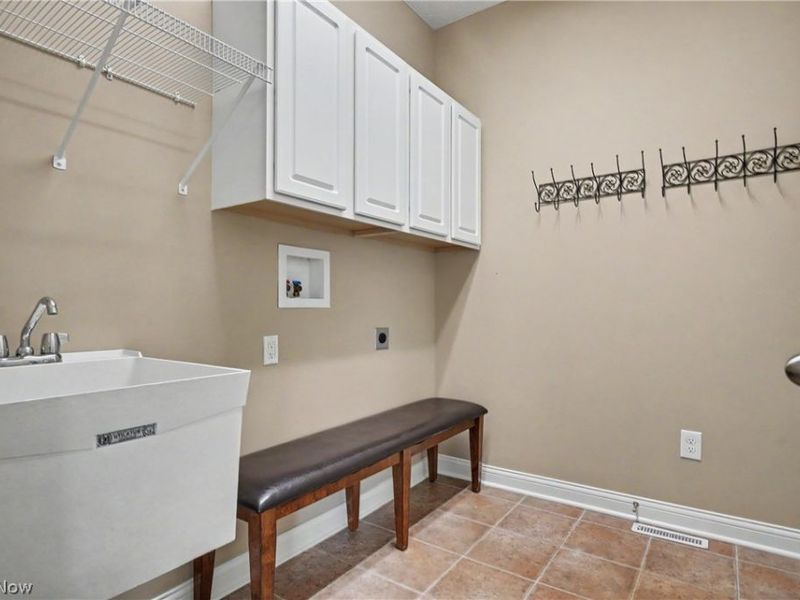5037 Lake Breeze Landing, Stow, OH 44224 Photo 19