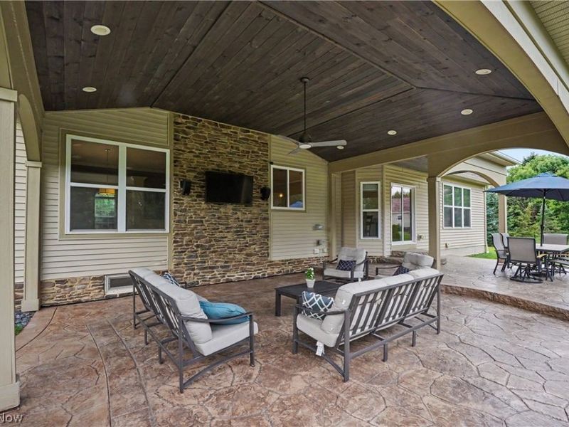 5037 Lake Breeze Landing, Stow, OH 44224 Photo 41