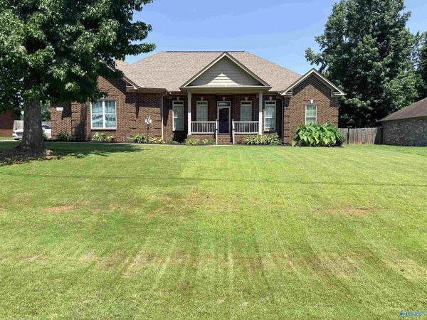 123 Archered Way, New Market, AL 35761