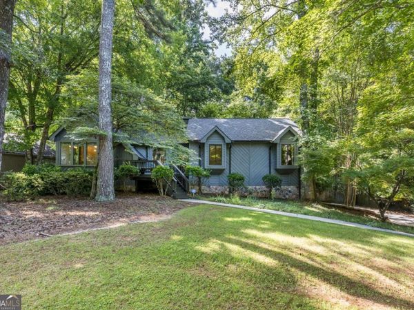 4918 Scotts Creek Trail, Peachtree Corners, GA 30096