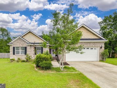 105 Harvest Drive, Springfield, GA 31329