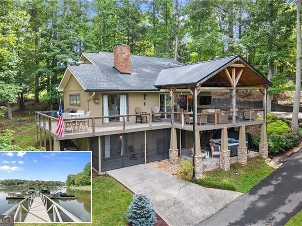 3755 Woods Creek Drive, Young Harris, GA 30582