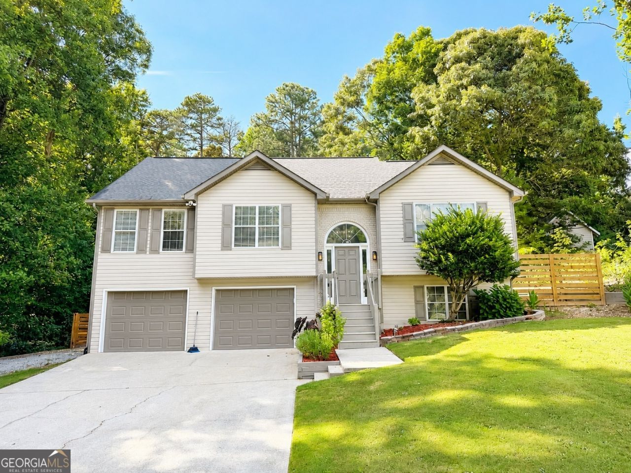 3980 Piper Glen Drive, Buford, GA 30519 Main Photo