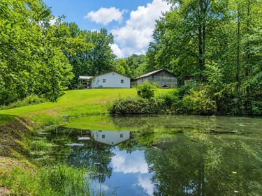 2450 S State Highway 233 , Gray, KY 40734