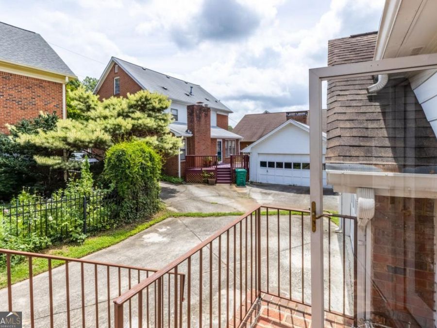 Property Image 39