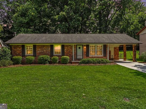 2973 Delcourt Drive, Decatur, GA 30033