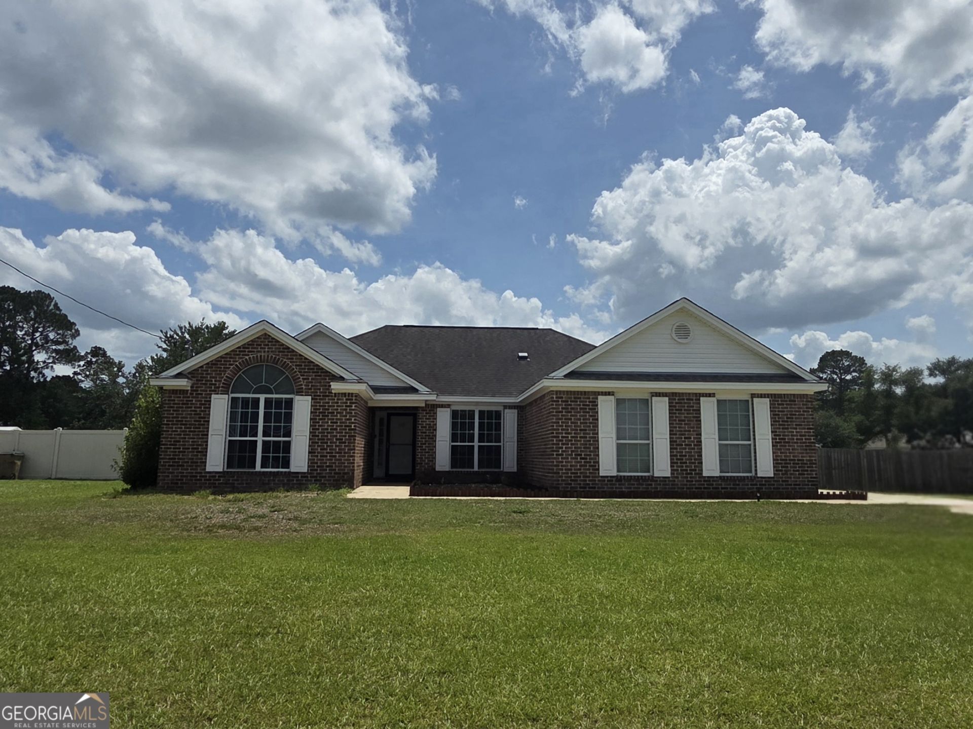 125 Joshua Circle, Ellabell, GA 31308 Main Photo