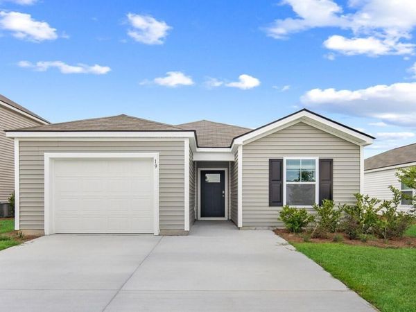 1075 Lakes Boulevard, Brunswick, GA 31525