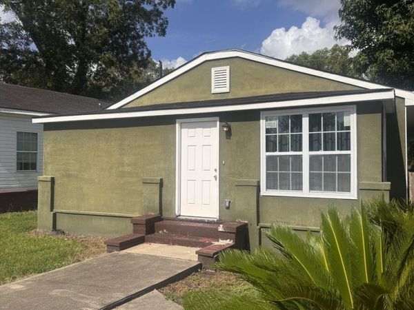 2723 Altama Avenue , Brunswick, GA 31520