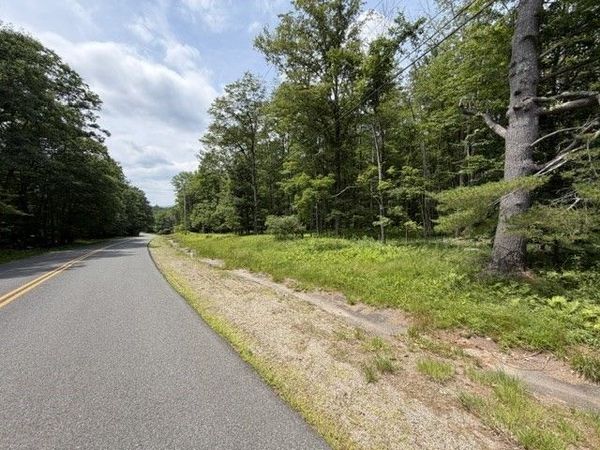 00 Cyrus Stage Rd, Rowe, MA 01367