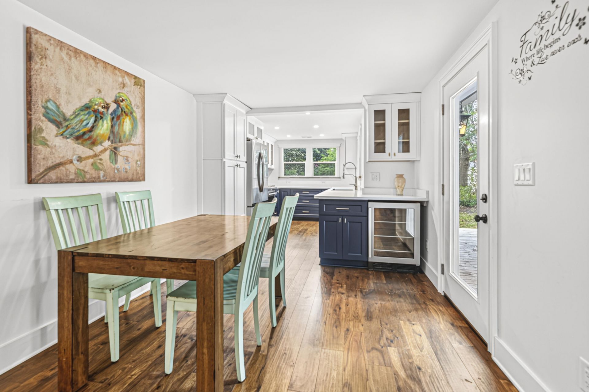 1126 Berkeley Street Photo 8