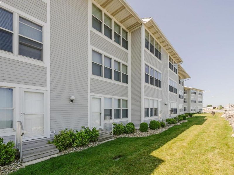 238 W Lakeshore Drive, Unit D, Port Clinton, OH 43452 Photo 20