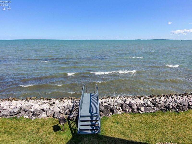 238 W Lakeshore Drive, Unit D, Port Clinton, OH 43452 Photo 23