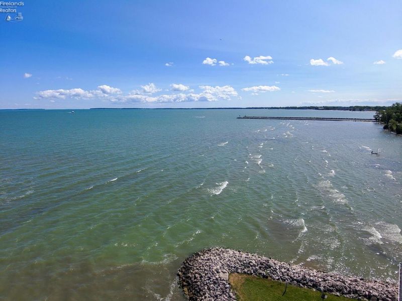 238 W Lakeshore Drive, Unit D, Port Clinton, OH 43452 Photo 24
