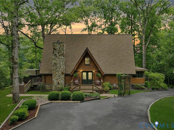 4731 N Waterside Drive , New Kent, VA 23089