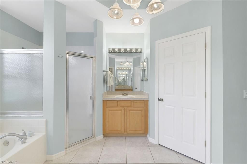 17341 Stepping Stone Dr , Fort Myers, FL 33967 Photo