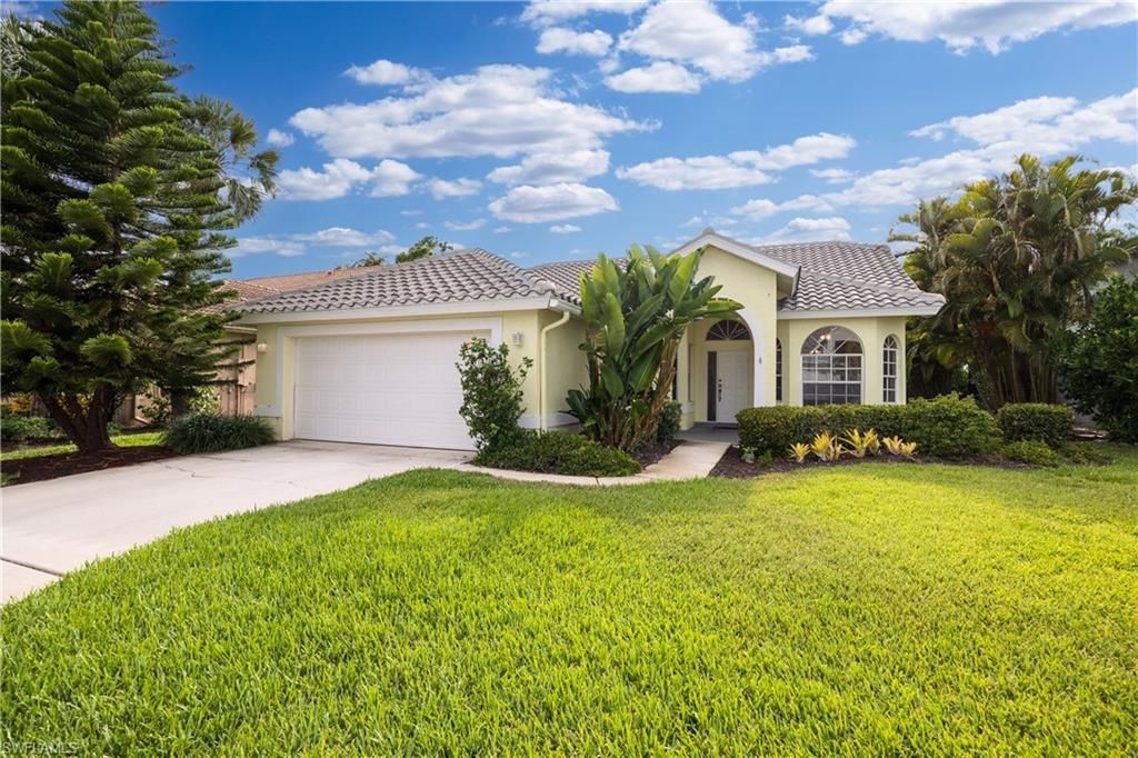 25060 Bay Cedar Dr, Bonita Springs, FL 34134 Photo