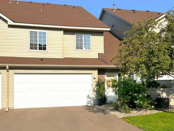 2352 Oakridge Circle , Hudson, WI 54016