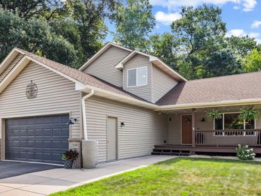 23593 FLORA COURT NW, Saint Francis, MN 55070