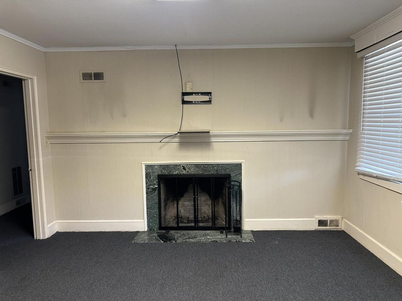1615 Middleton Street  Photo 7