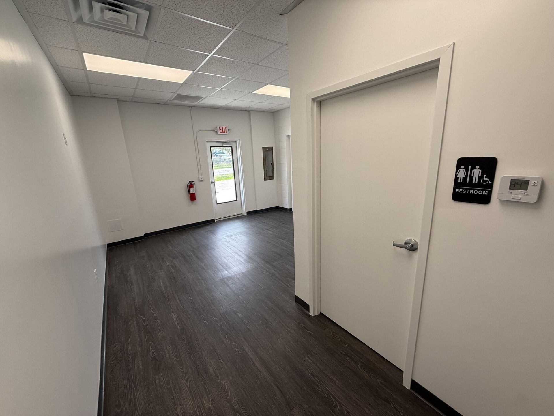 5780 Dorchester Road  Photo 17