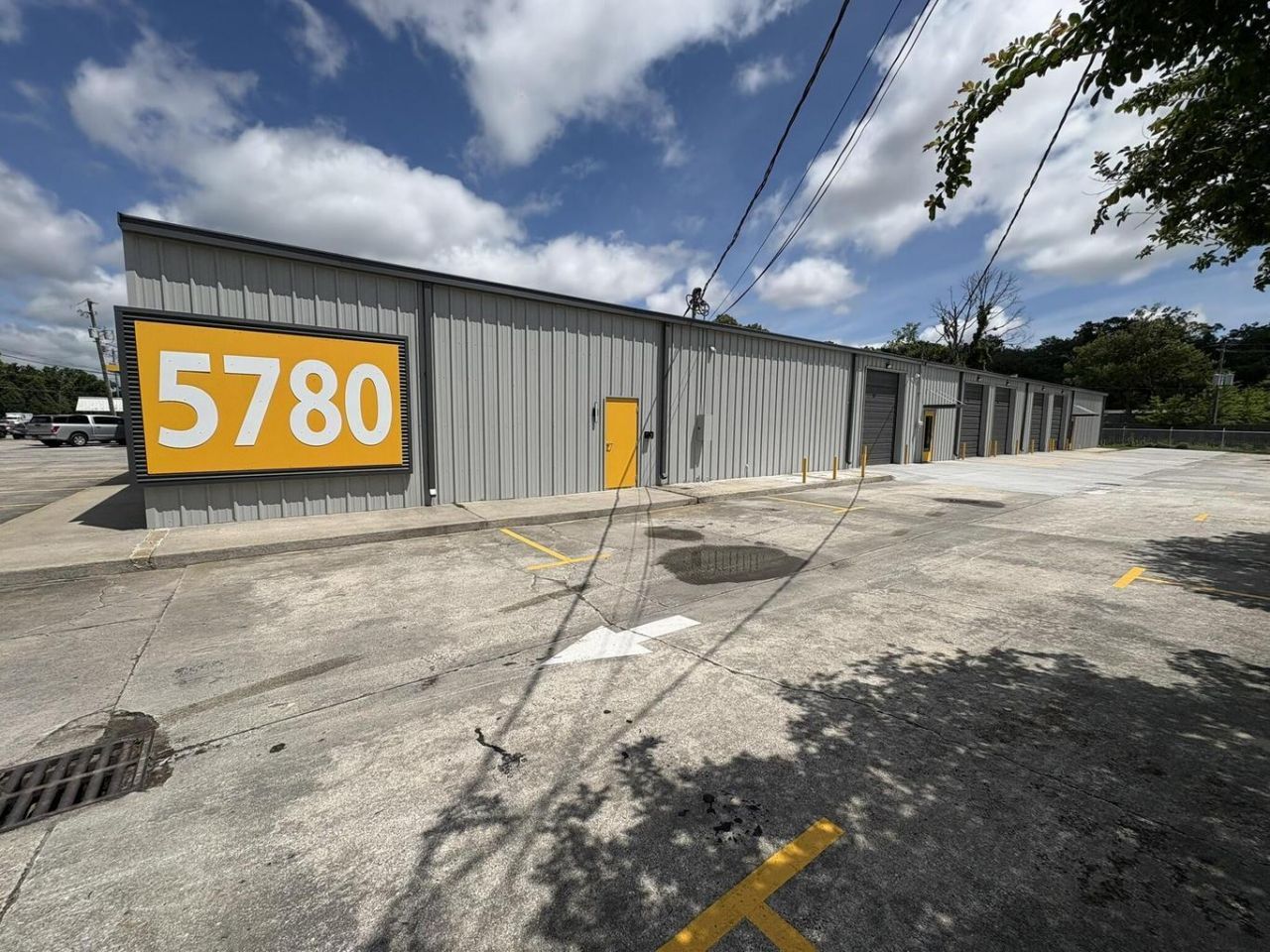 5780 Dorchester Road  Photo 4