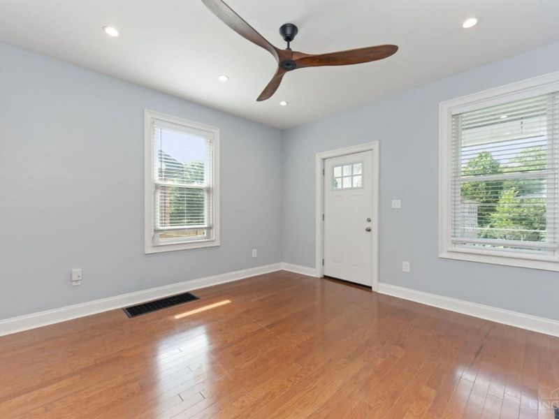 1964 Fairfax Avenue, Cincinnati, OH 45207 Photo 9