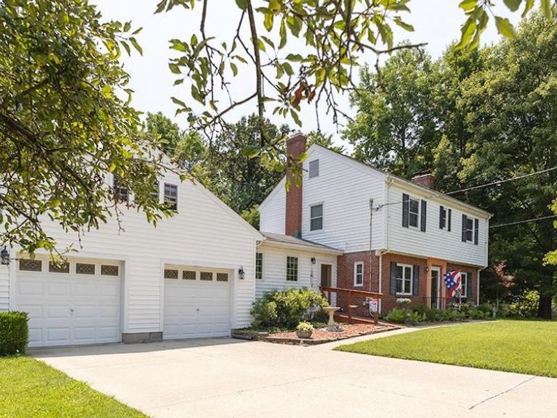 1711 Flora Avenue, North College Hill, OH 45231 Photo 2