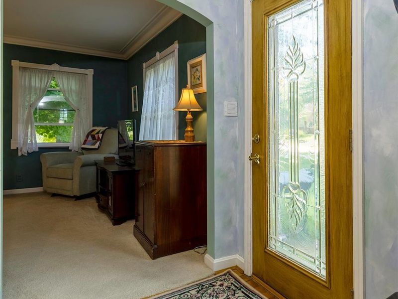 1711 Flora Avenue, North College Hill, OH 45231 Photo 3