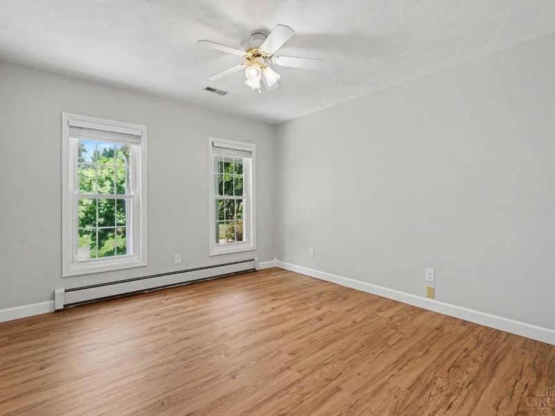 5748 Cochran Road, Hamilton Twp, OH 45152 Photo 22