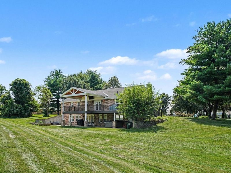 5748 Cochran Road, Hamilton Twp, OH 45152 Photo 34
