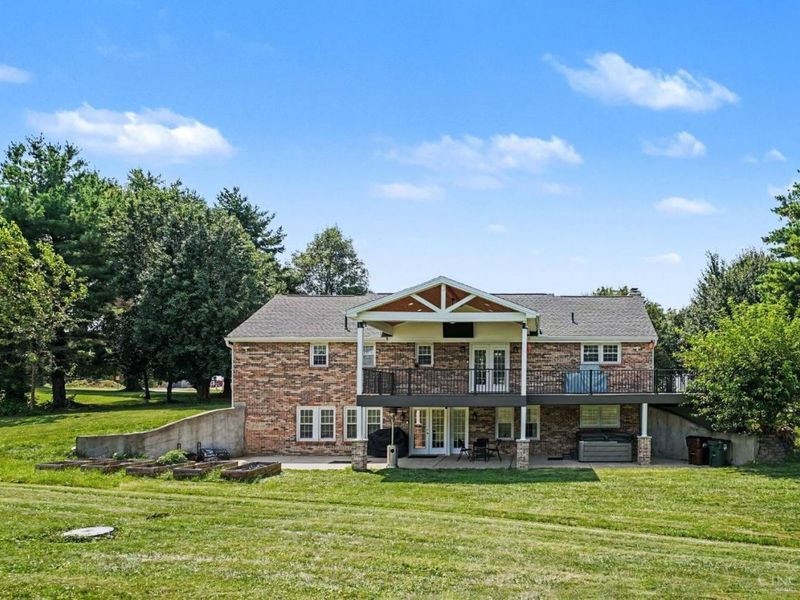 5748 Cochran Road, Hamilton Twp, OH 45152 Photo 35