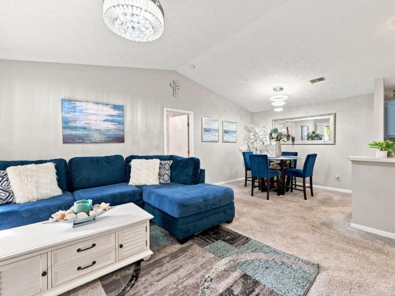 987 Cedar Ridge Drive, Unit 1, Pierce Twp, OH 45245 Photo 6