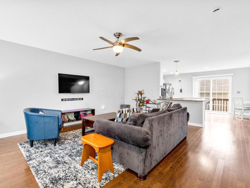 5269 Cross River Falls Boulevard, Unit 38, Dublin, OH 43016 Photo 10