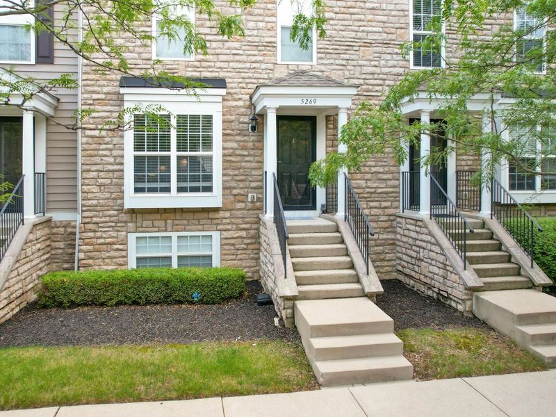 5269 Cross River Falls Boulevard, Unit 38, Dublin, OH 43016 Photo 4