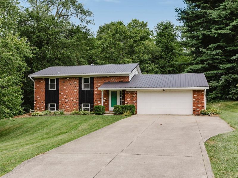 251 Cherokee Trail, Granville, OH 43023 Photo 1