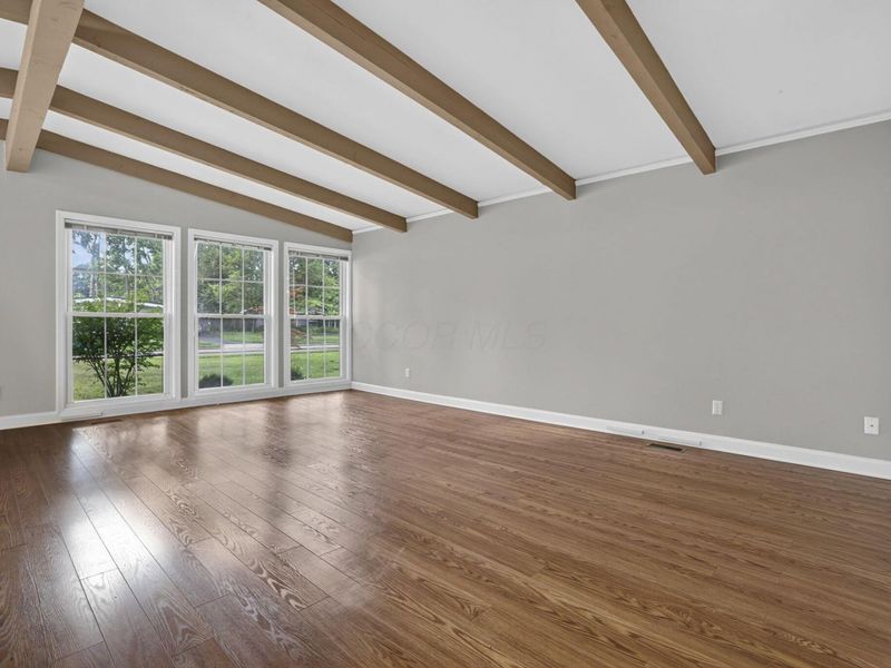 150 Douglas Drive , Gahanna, OH 43230 Photo 3