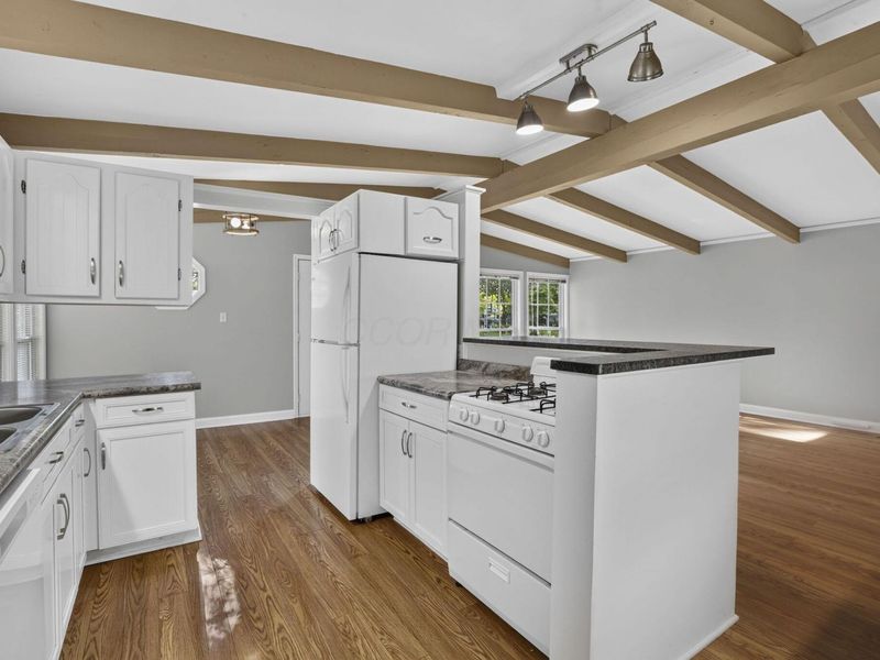 150 Douglas Drive , Gahanna, OH 43230 Photo 8