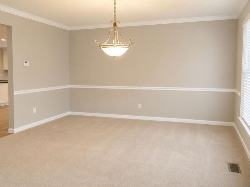 6933 Post Preserve Boulevard, Dublin, OH 43016 Photo 2