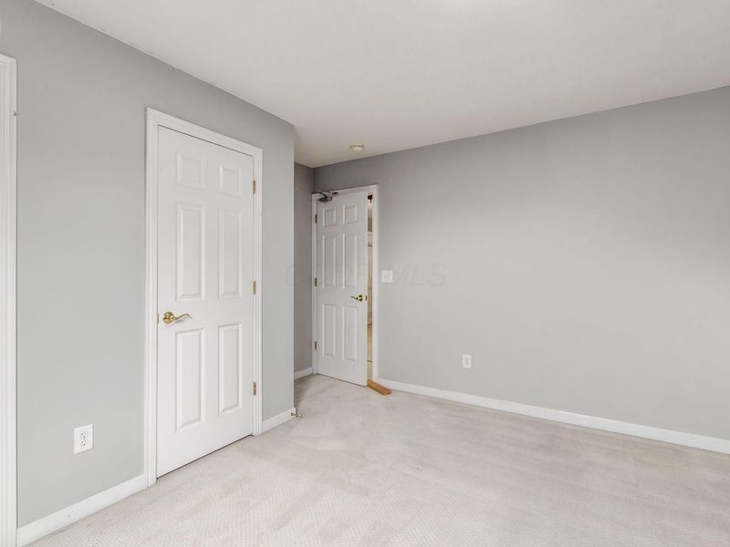 6933 Post Preserve Boulevard, Dublin, OH 43016 Photo 52