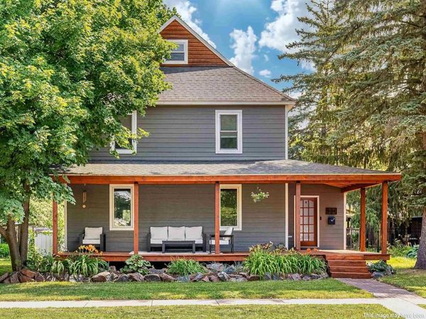 904 9th Ave W, Ashland, WI 54806