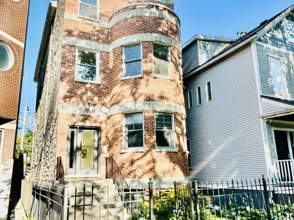 3033 N Racine Avenue , Unit 3, Chicago, IL 60657
