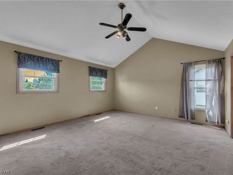 26410 Forbes Road, Oakwood Village, OH 44146 Photo 12