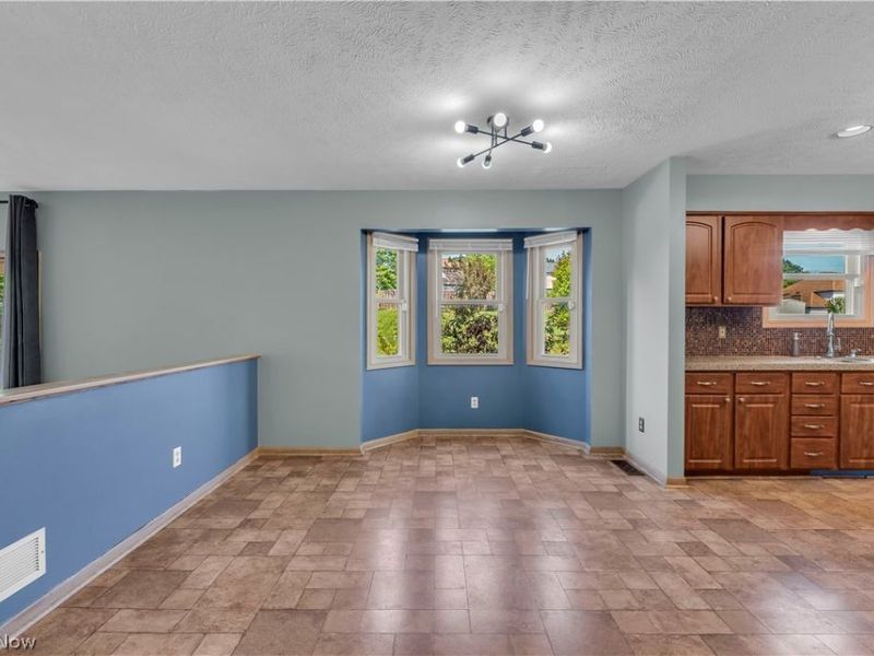 26410 Forbes Road, Oakwood Village, OH 44146 Photo 23