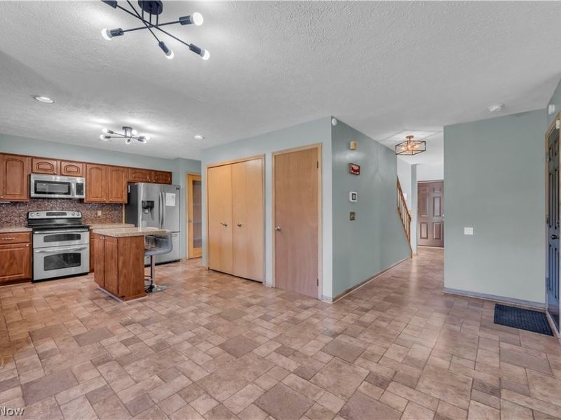 26410 Forbes Road, Oakwood Village, OH 44146 Photo 8