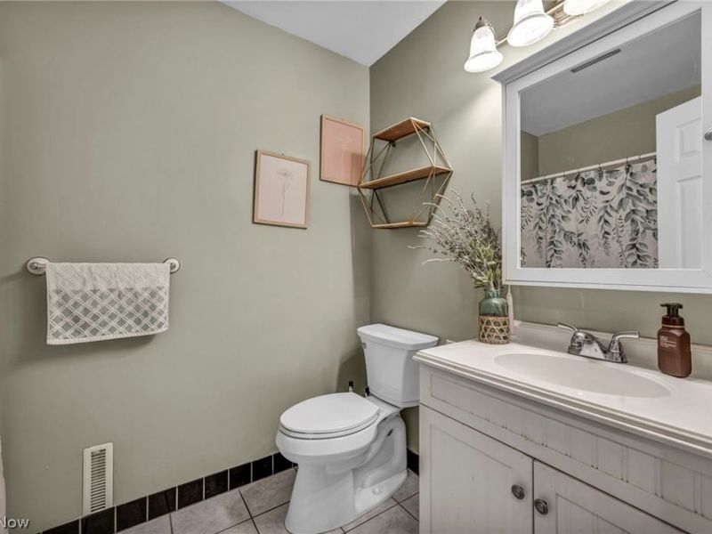 7068 Brightwood Drive, Concord Township, OH 44077 Photo 11
