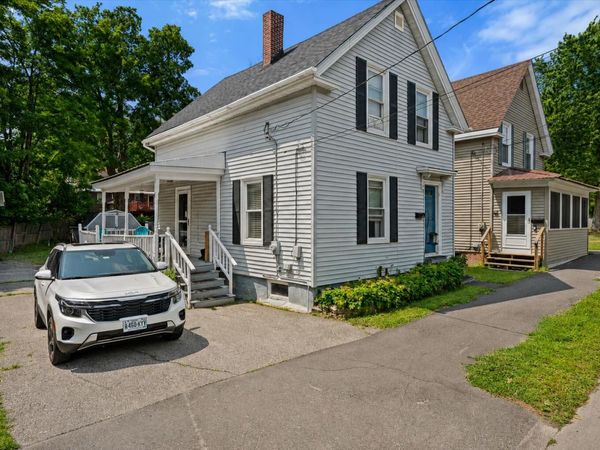 340 Grove Street , Bangor, ME 04401