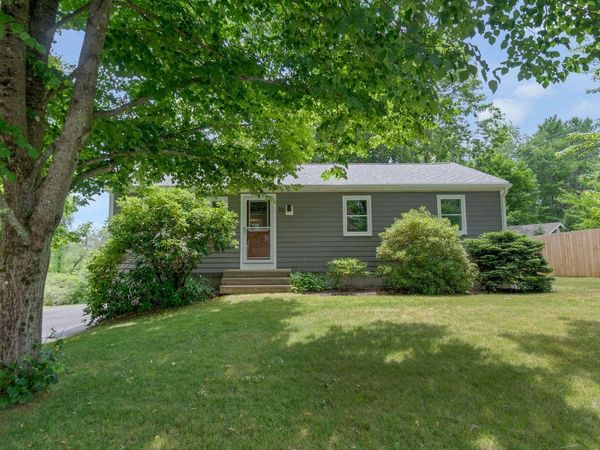 30 Melissa Drive, Yarmouth, ME 04096