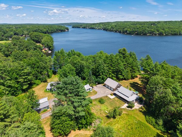 33 Sunshine Farm Road, Litchfield, ME 04350